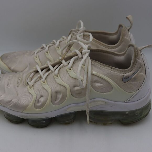 Nike VM Air Vapormax Plus 924453-100 Men's Running Shoes White Size 10.5 - Picture 2 of 13